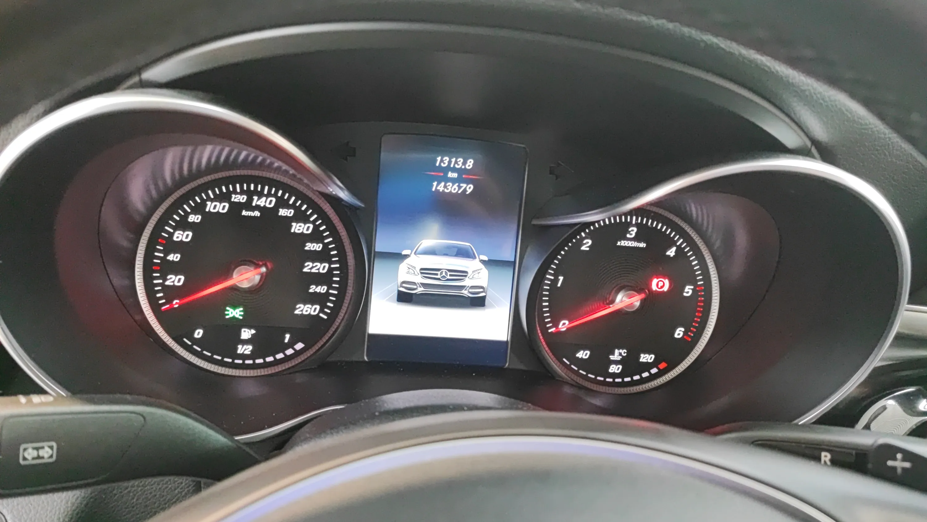Mercedes-Benz Clase C C 220 d AMG Line - foto 11