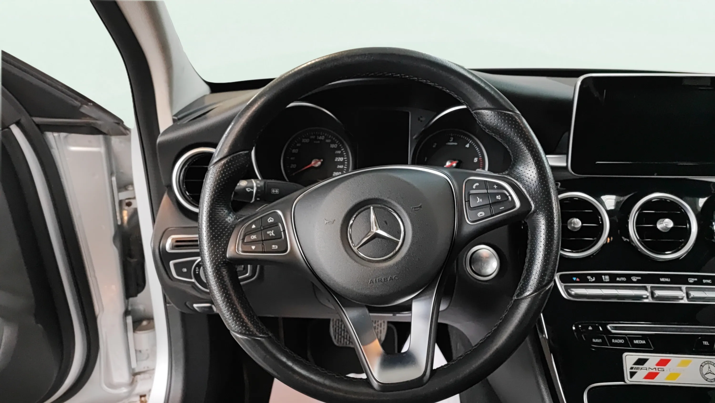 Mercedes-Benz Clase C C 220 d AMG Line - foto 13