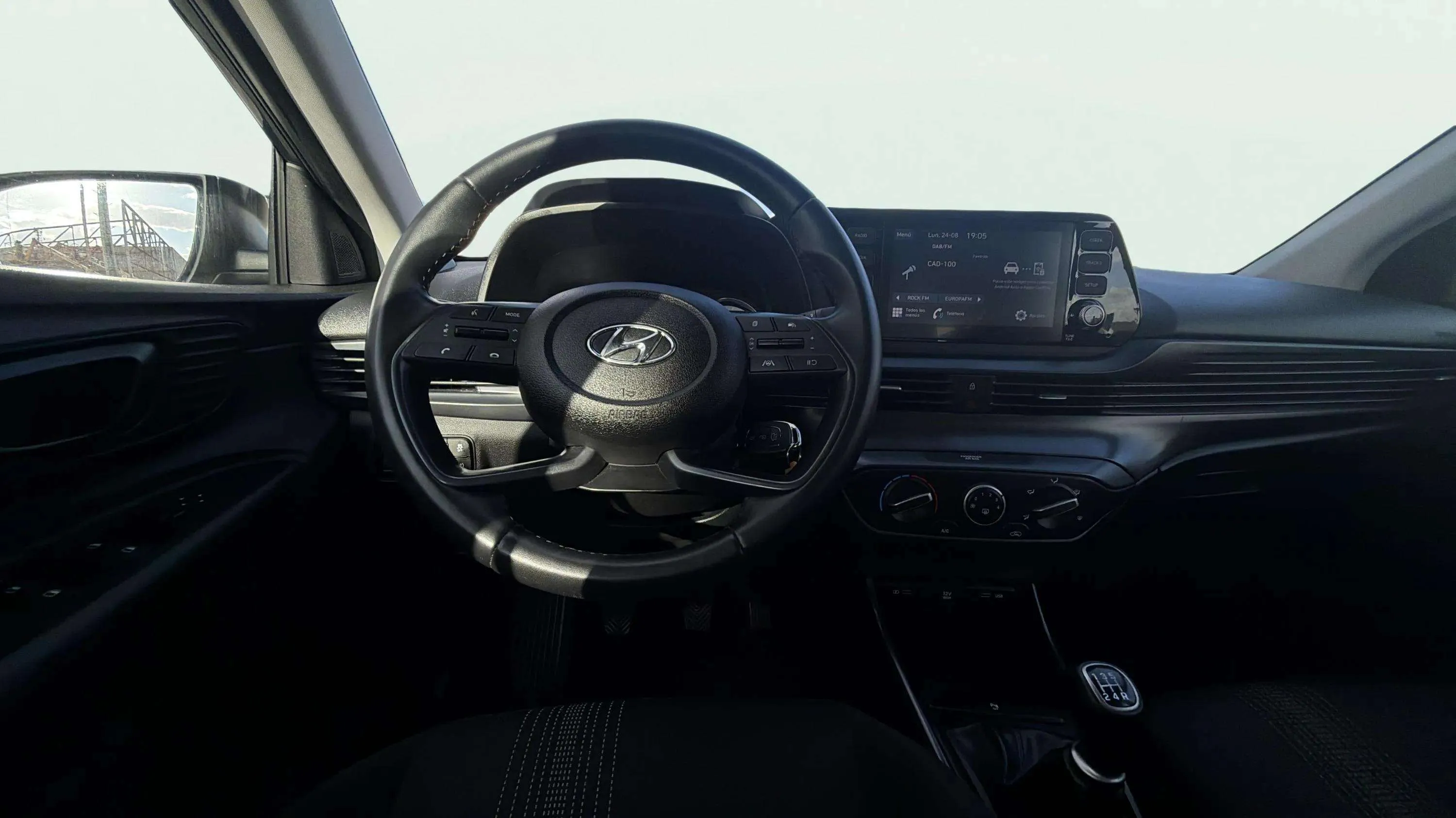 Hyundai Bayon 1.2 MPI Essence - foto 11