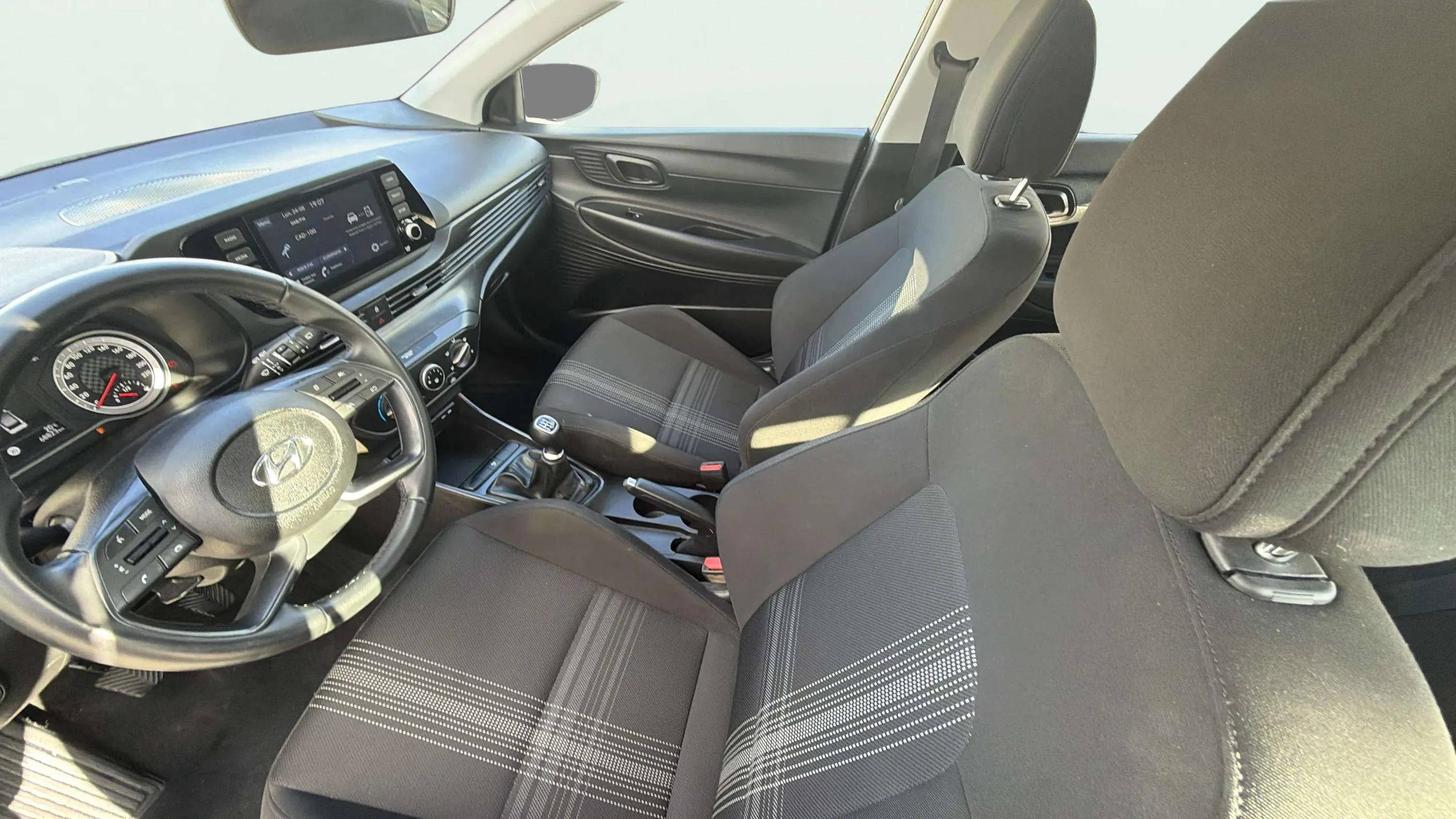 Hyundai Bayon 1.2 MPI Essence - foto 9