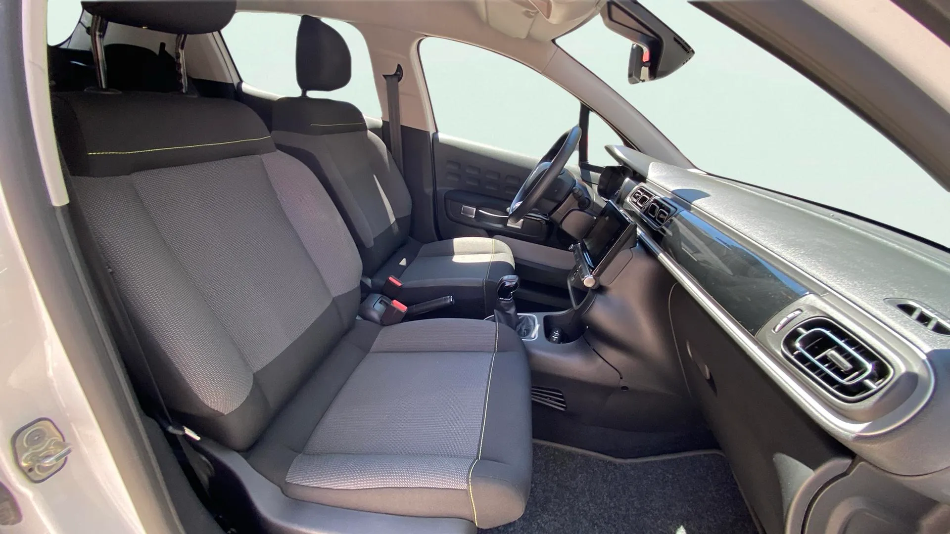 Citroën C3 PureTech Shine - foto 12
