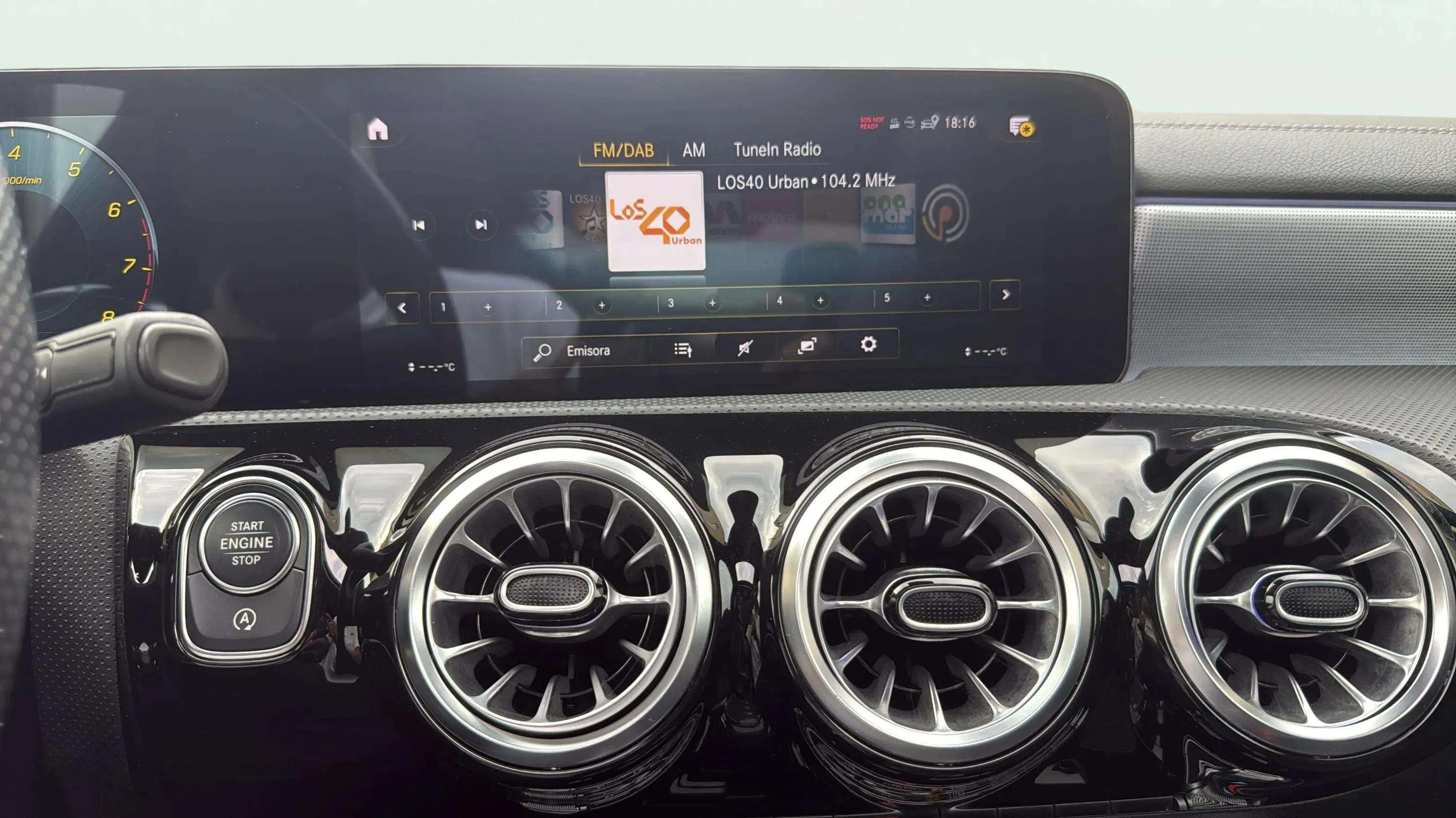 Mercedes-Benz CLA 250 4MATIC - foto 24