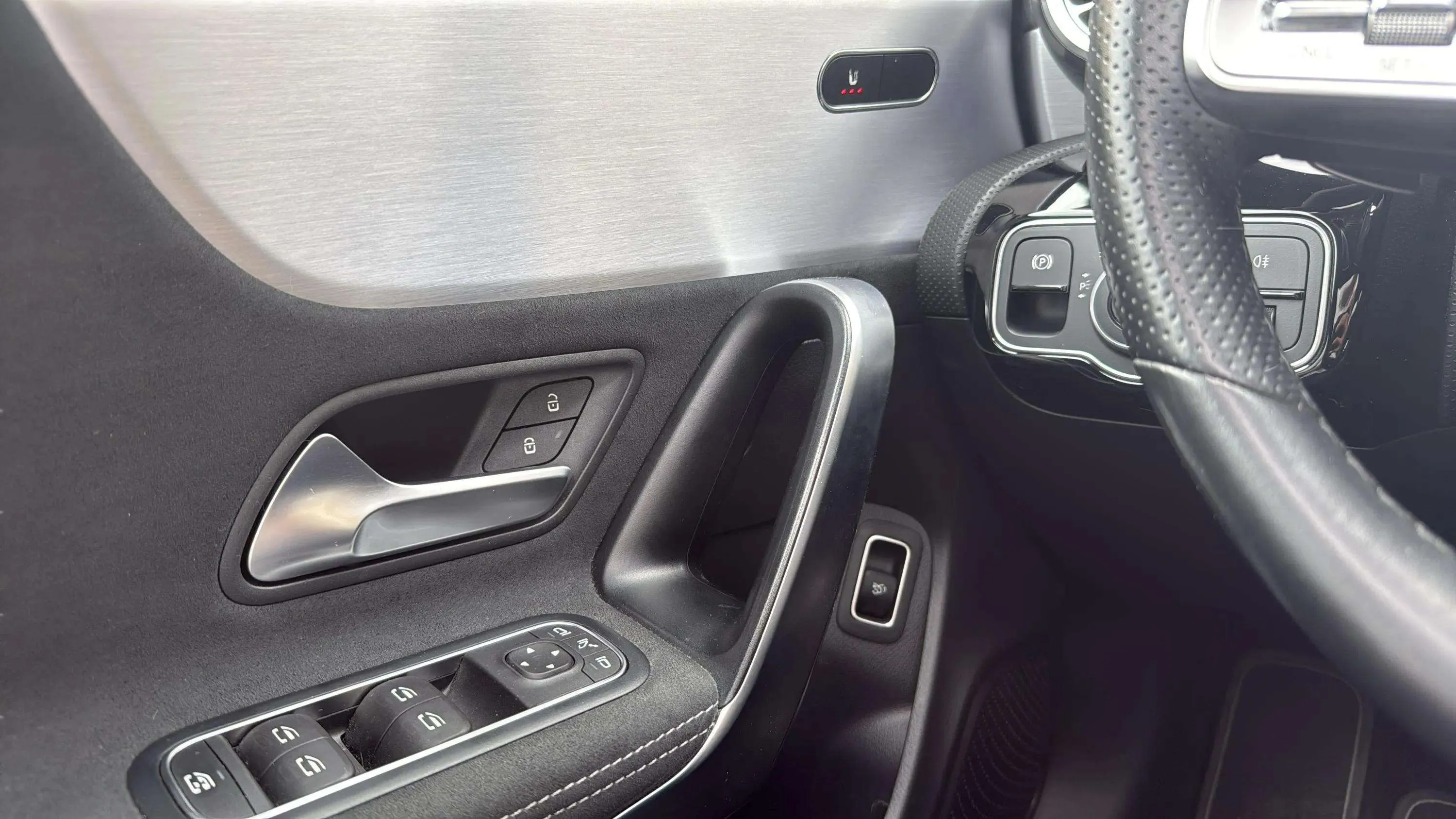 Mercedes-Benz CLA 250 4MATIC - foto 14