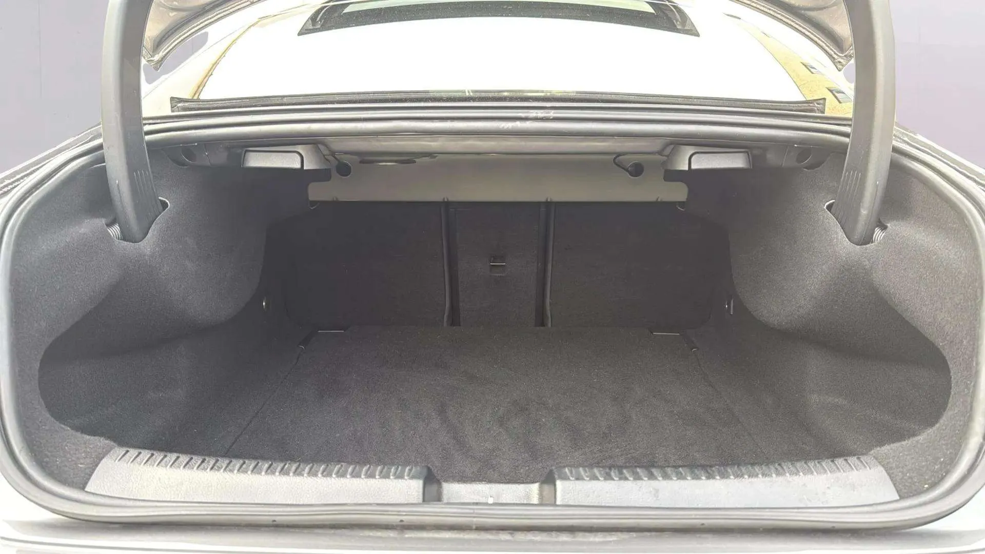 Mercedes-Benz CLA 250 4MATIC - foto 5