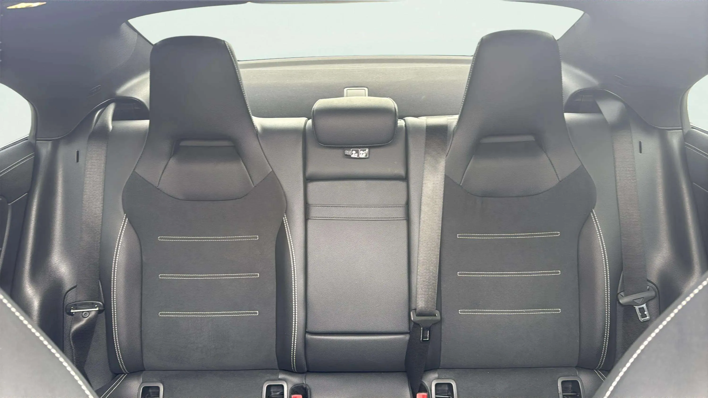 Mercedes-Benz CLA 250 4MATIC - foto 34