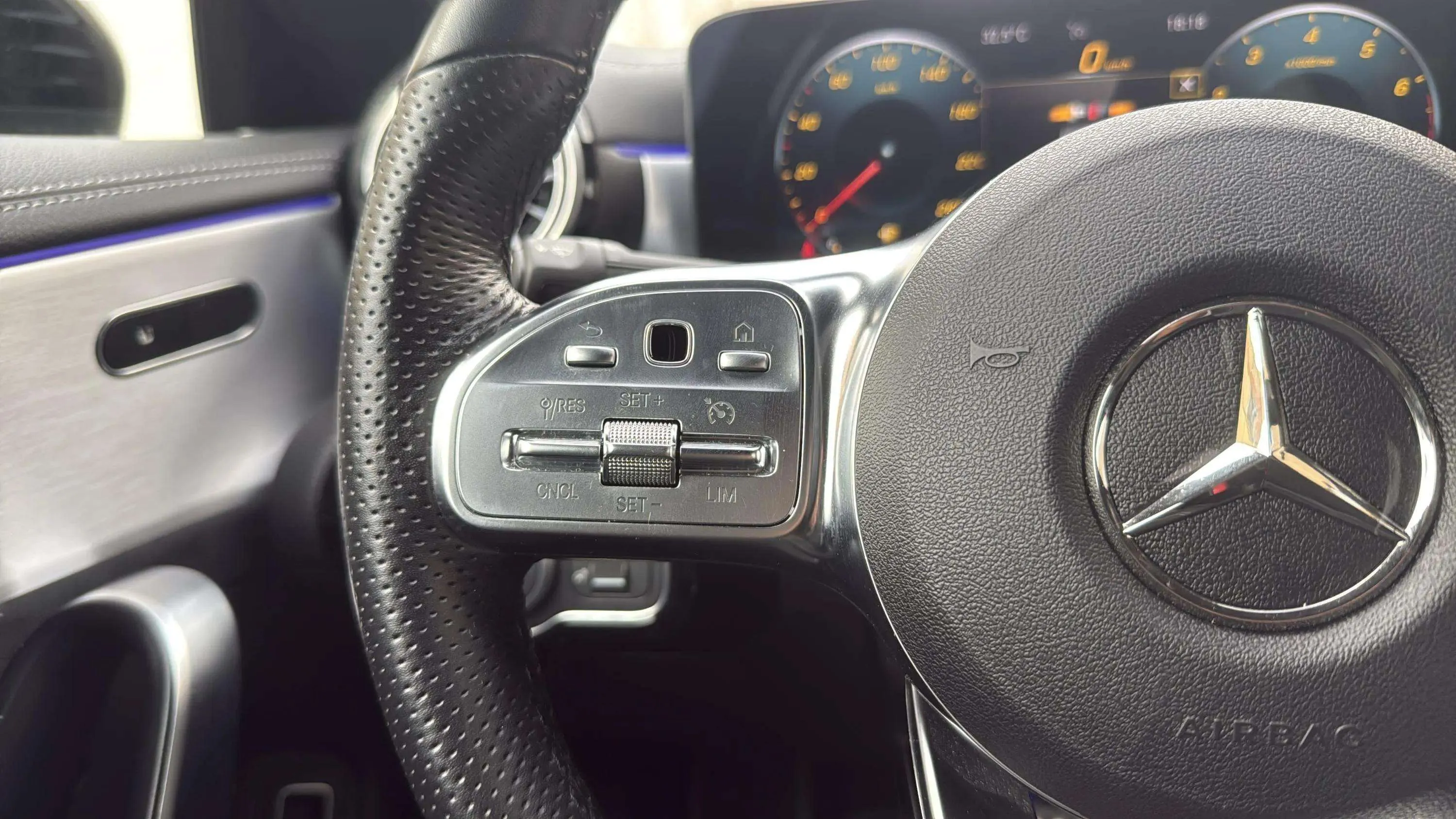 Mercedes-Benz CLA 250 4MATIC - foto 21