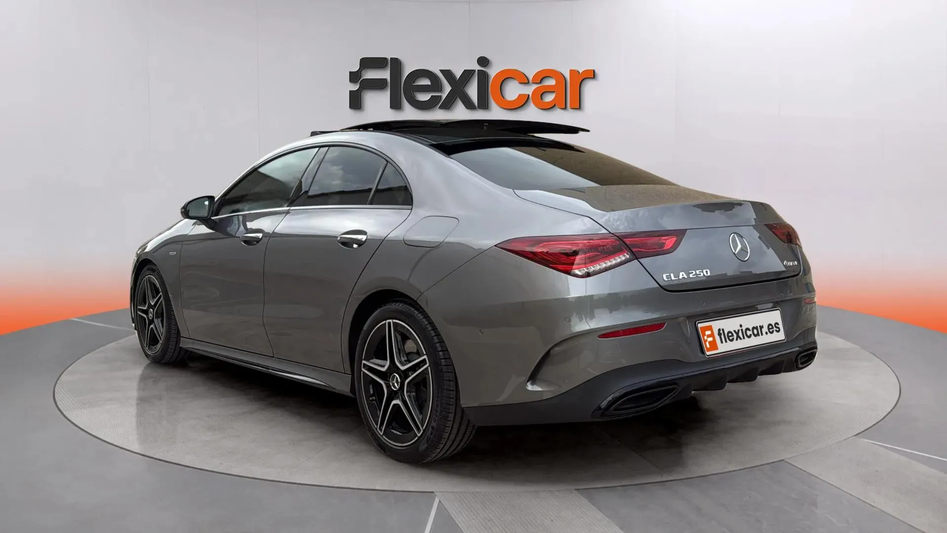 Mercedes-Benz CLA 250 4MATIC - foto 7