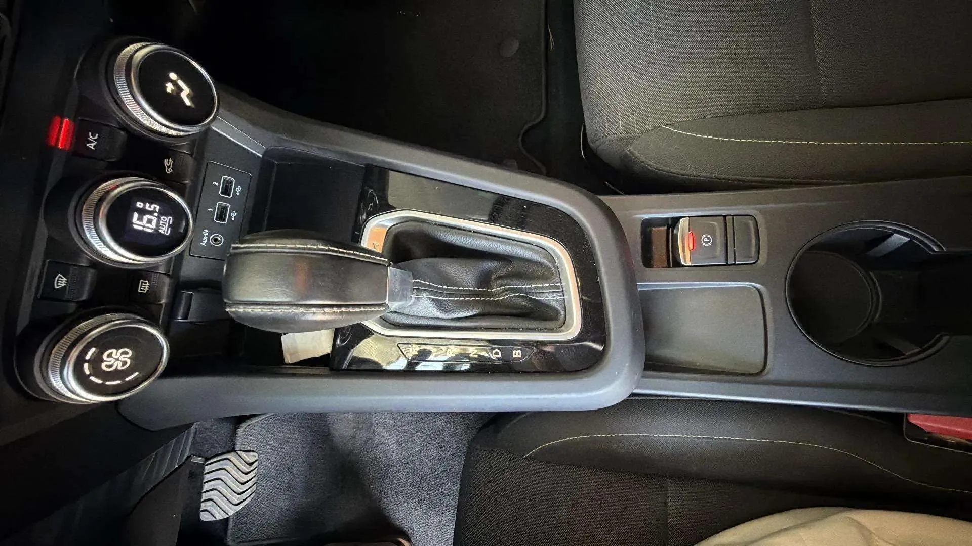 Renault Arkana Equilibre E-Tech full hybr. - foto 24