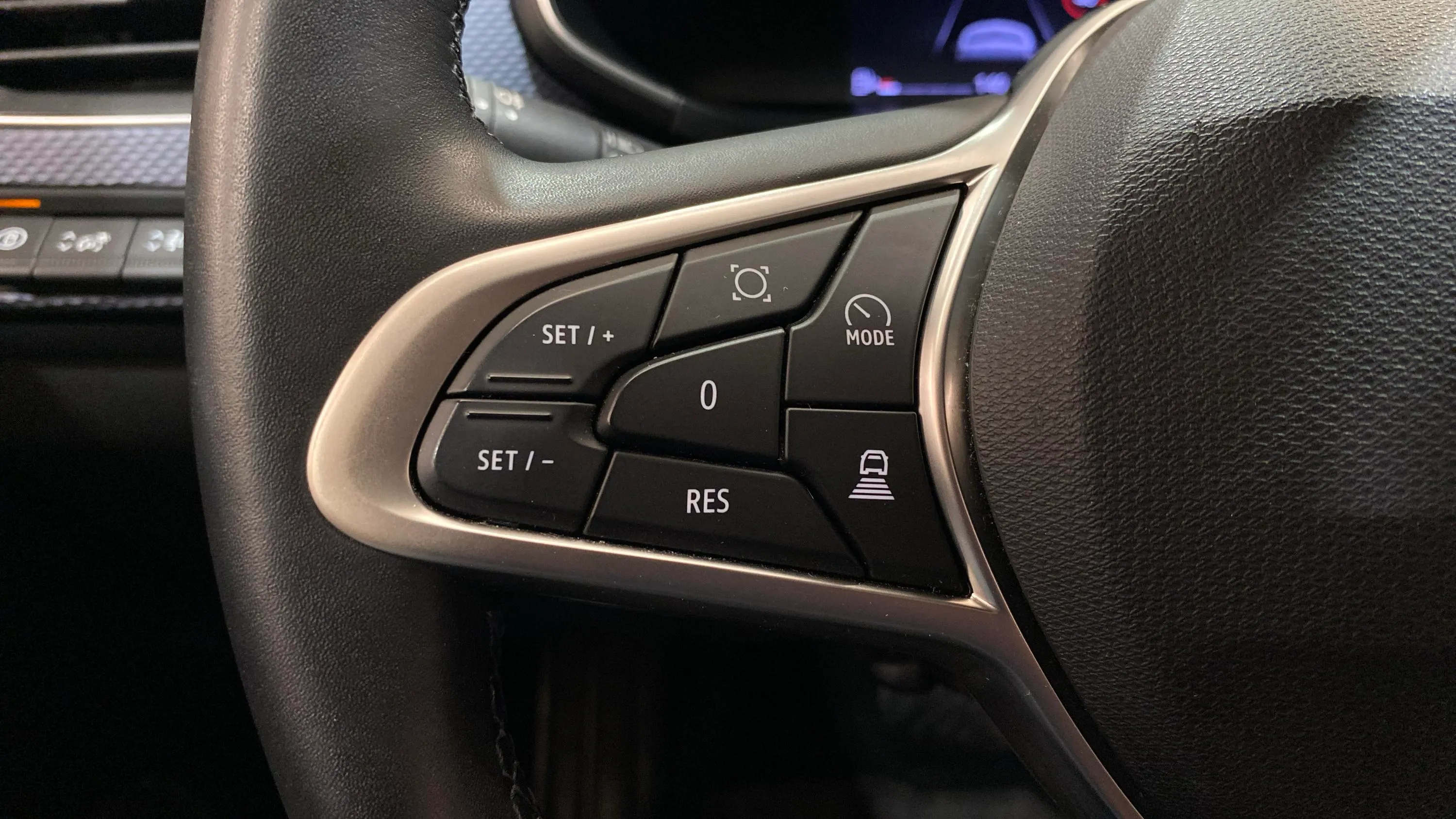 Renault Arkana Evolution E-Tech full hybrid - foto 18