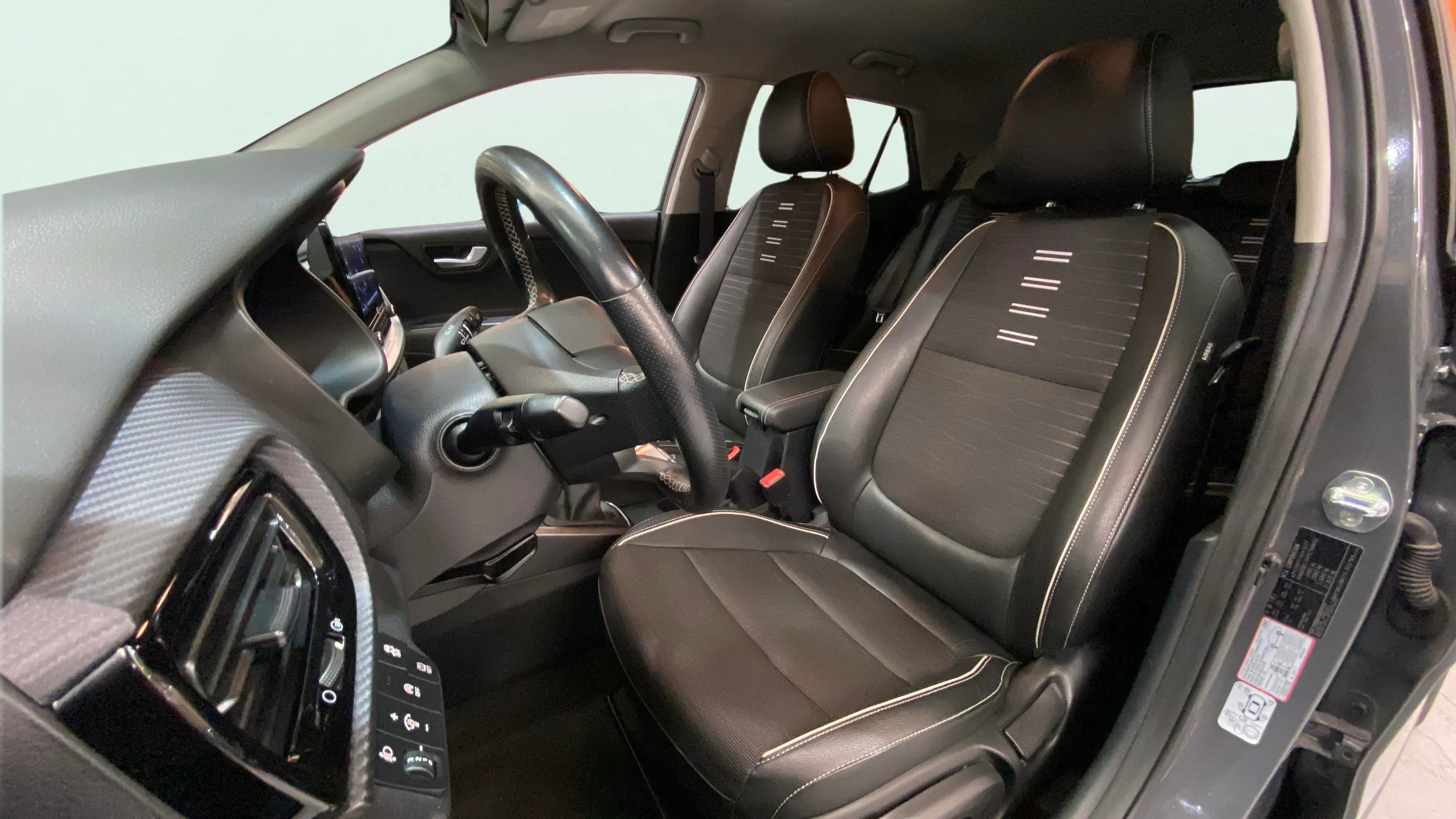 Kia Stonic 1.0 T-GDi MHEV GT Line - foto 10