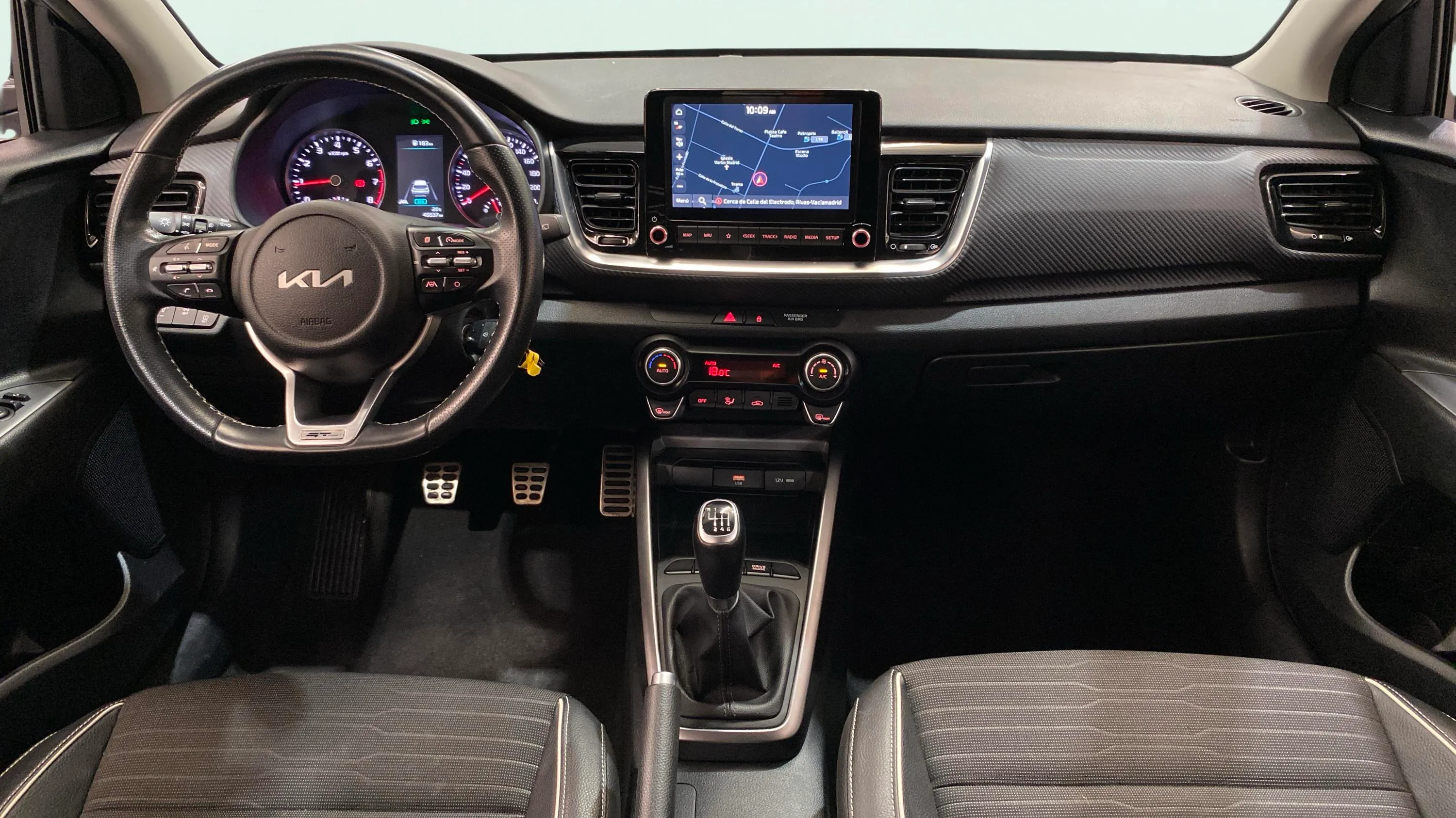 Kia Stonic 1.0 T-GDi MHEV GT Line - foto 14