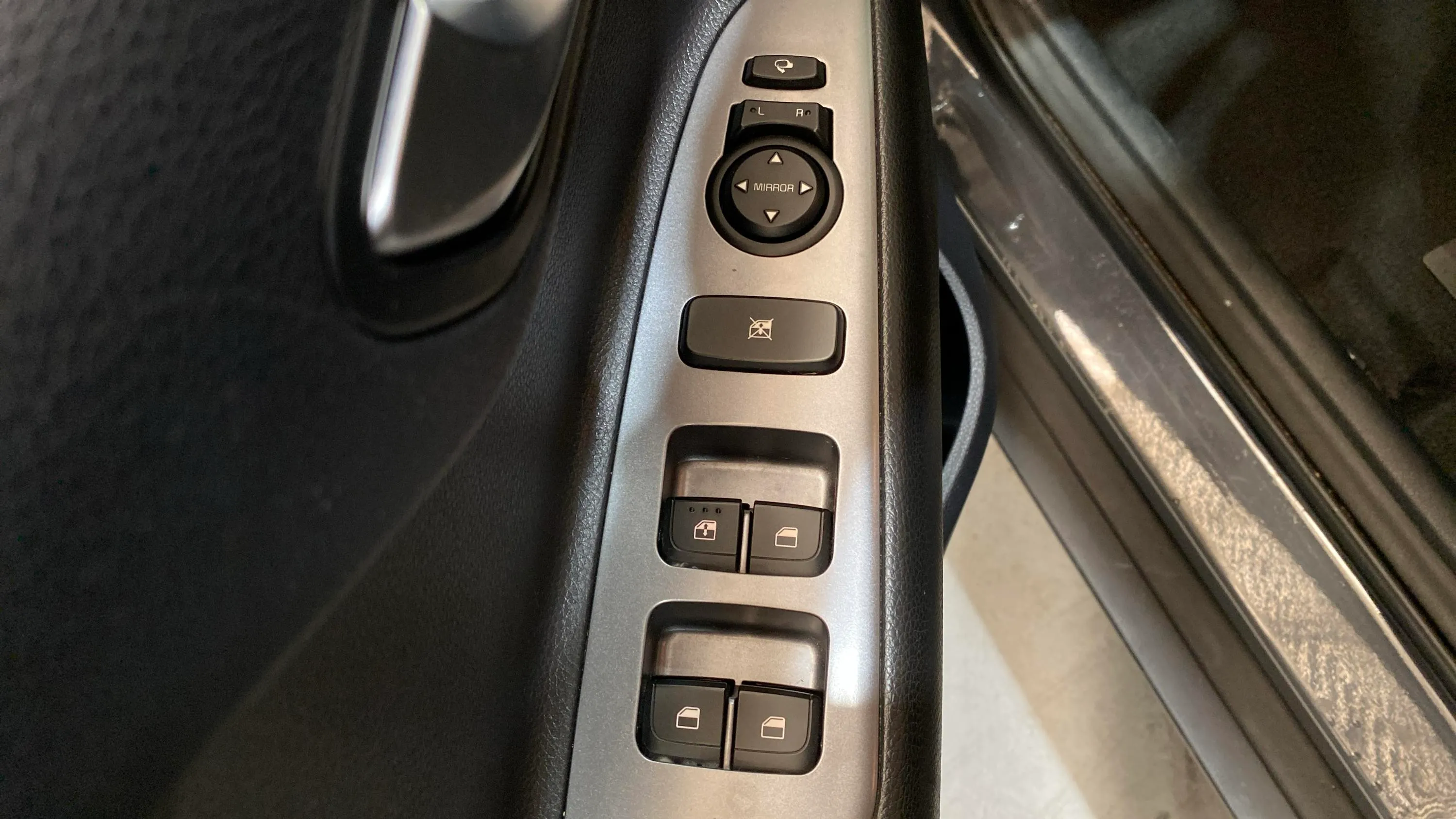 Kia Stonic 1.0 T-GDi MHEV GT Line - foto 16