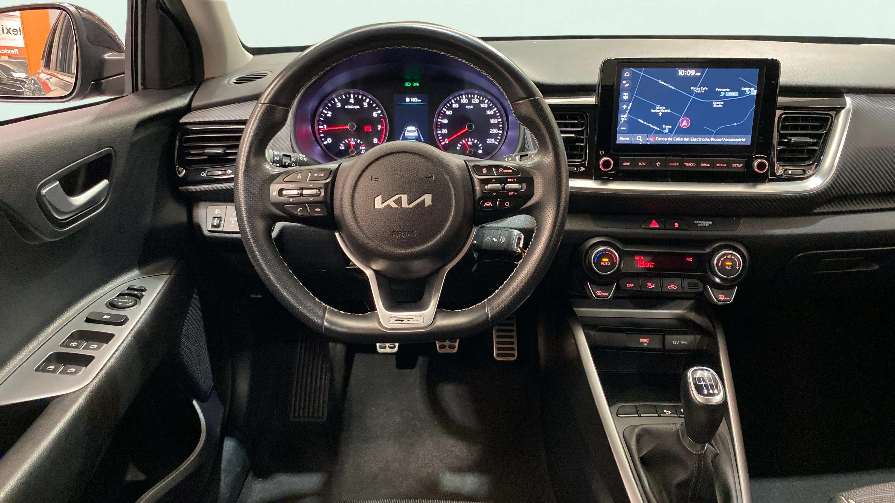 Kia Stonic 1.0 T-GDi MHEV GT Line - foto 15