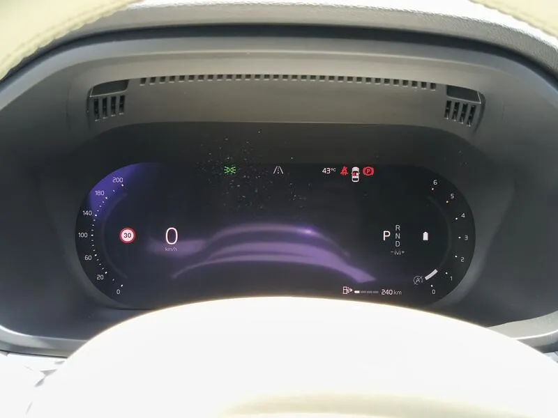 Volvo XC60 2.0 B4 D Plus Dark - foto 34