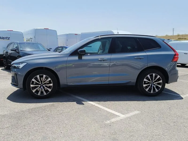 Volvo XC60 2.0 B4 D Plus Dark - foto 3