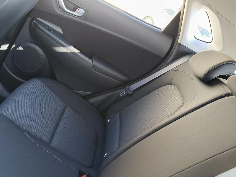 Hyundai Kona 1.6 GDI Maxx - foto 23