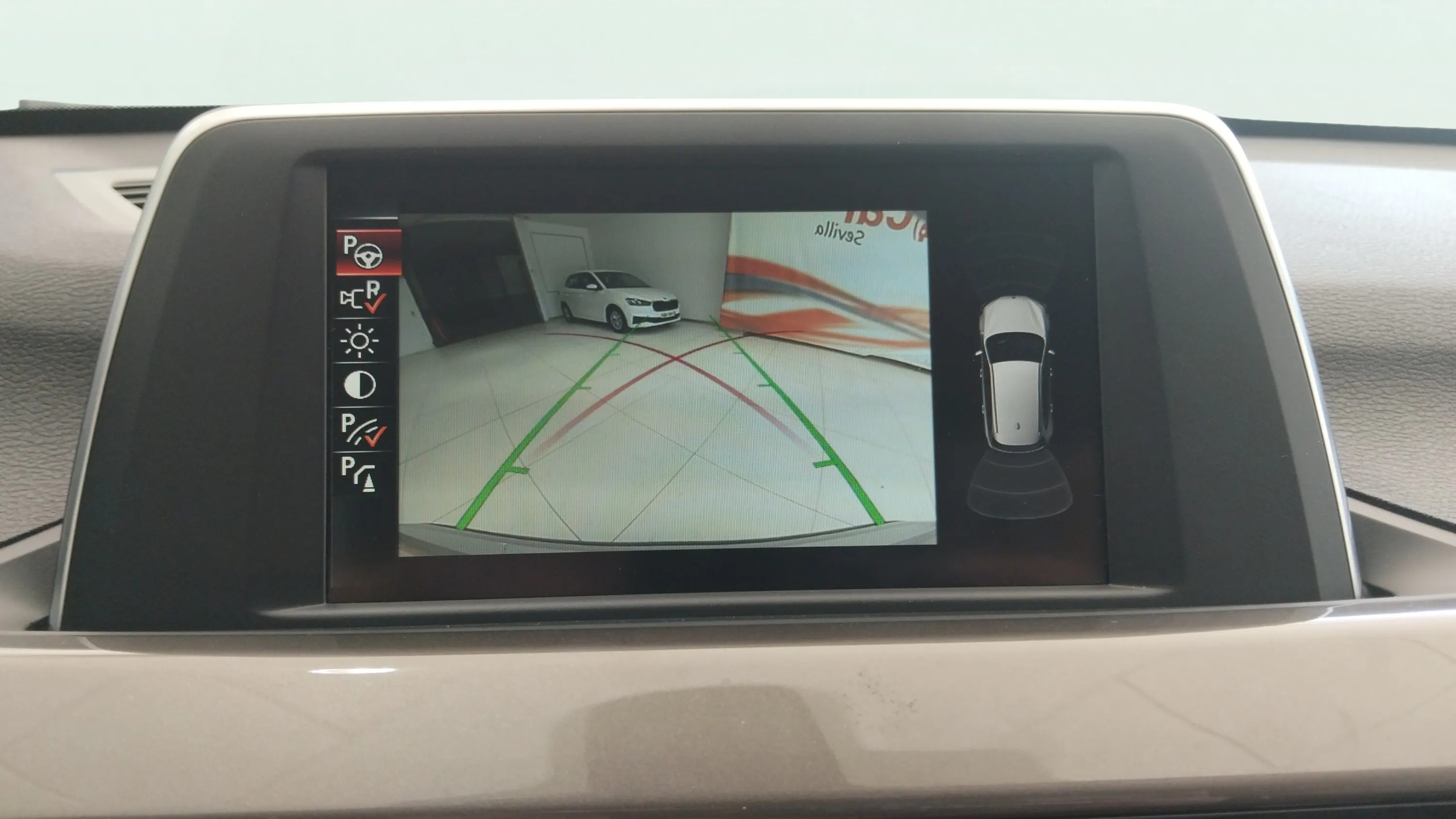 BMW X1 sDrive18d - foto 19