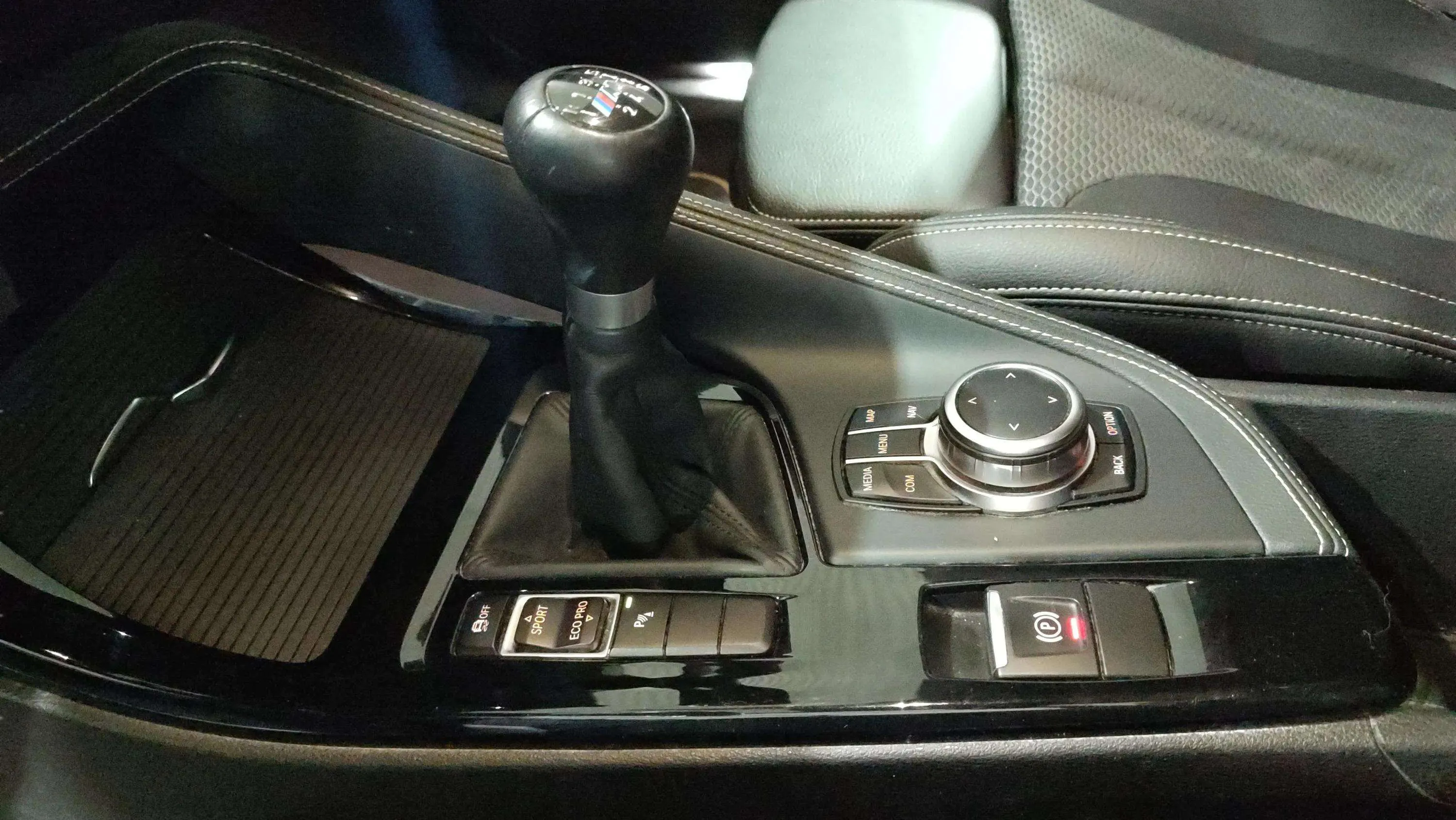 BMW X2 sDrive16d - foto 17