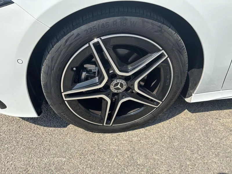 Mercedes-Benz Clase A 200 d AMG Line Advanced Plus - foto 11