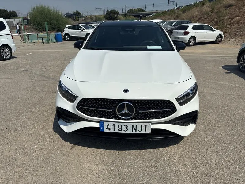 Mercedes-Benz Clase A 200 d AMG Line Advanced Plus - foto 9