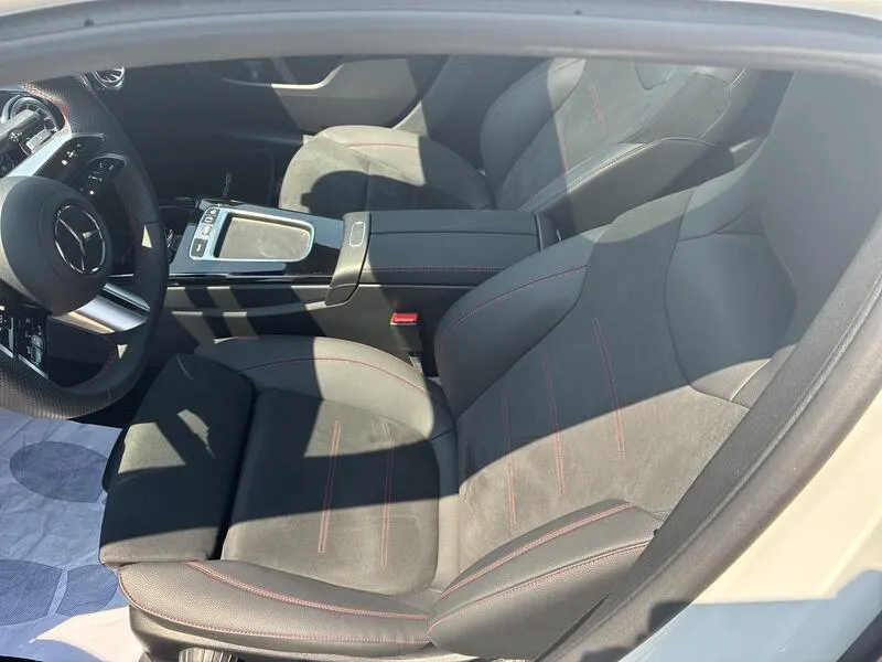 Mercedes-Benz Clase A 200 d AMG Line Advanced Plus - foto 28