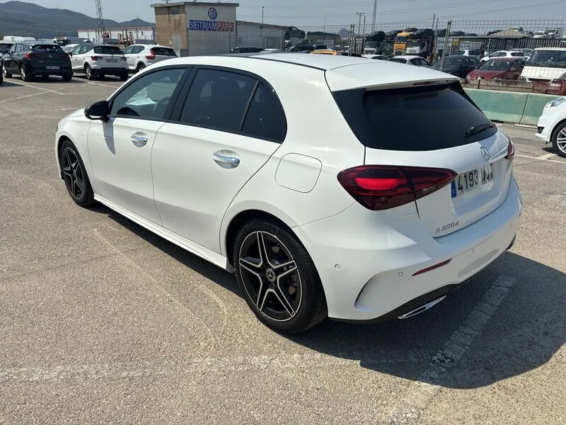 Mercedes-Benz Clase A 200 d AMG Line Advanced Plus - foto 4