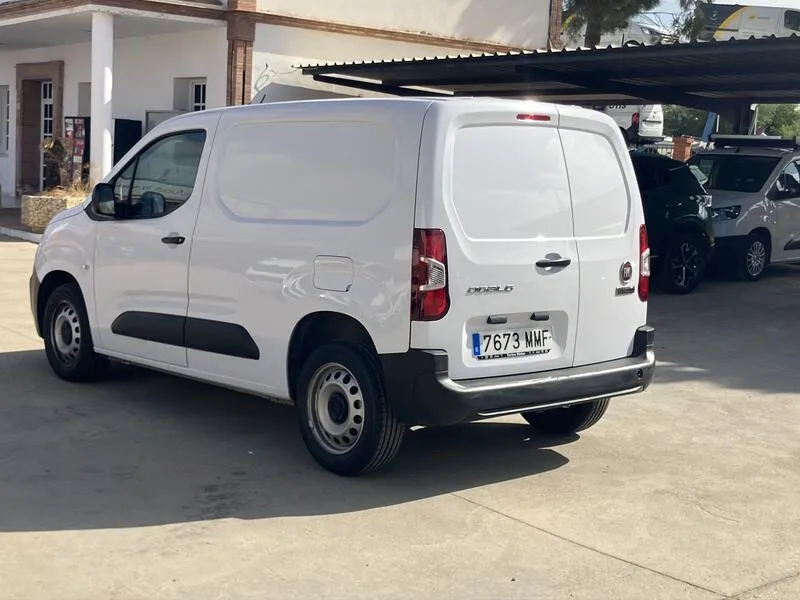 Fiat Doblò 1.5 BlueHDi - foto 4