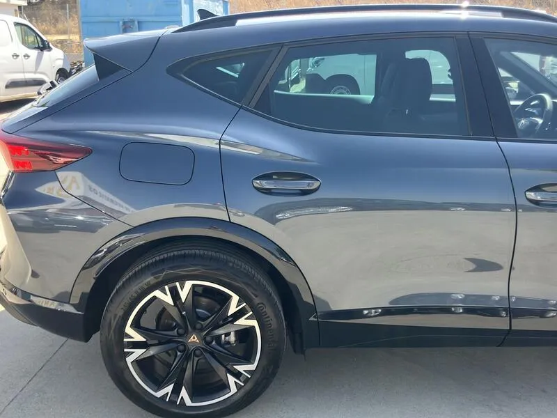 Cupra Formentor 1.5 TSI e-Hybrid - foto 24