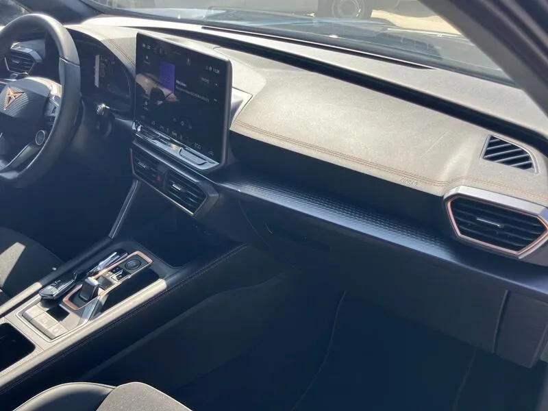 Cupra Formentor 1.5 TSI e-Hybrid - foto 28