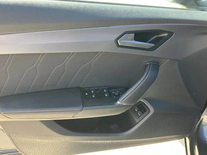 Cupra Formentor 1.5 TSI e-Hybrid - foto 11