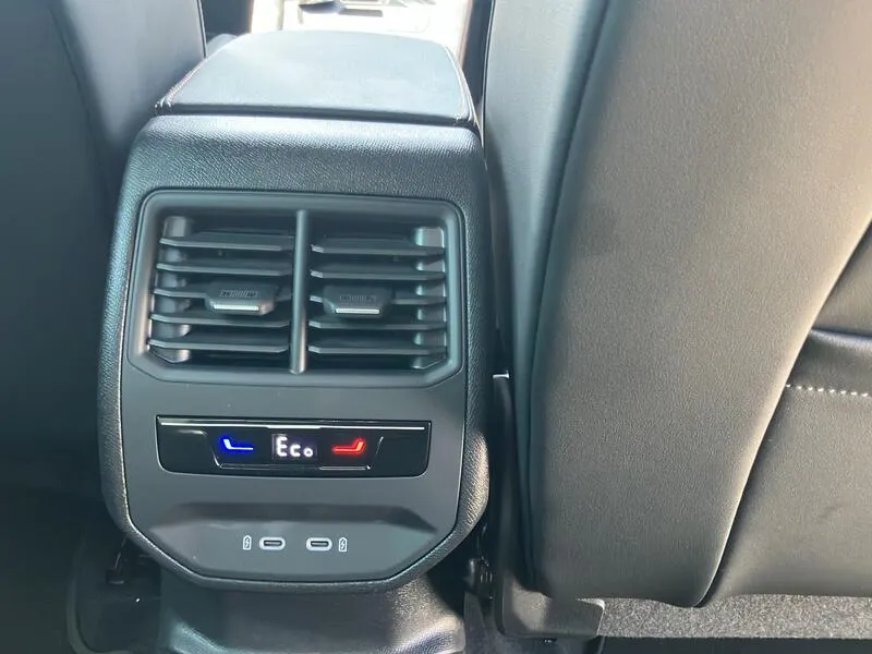 Cupra Formentor 1.5 TSI e-Hybrid - foto 32