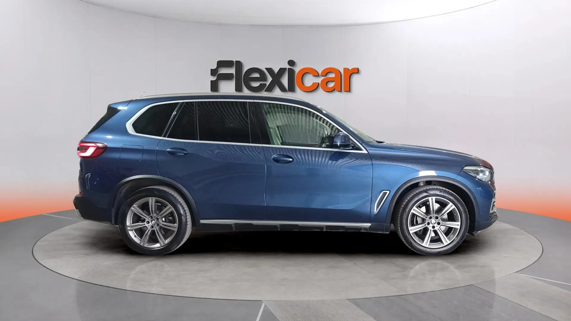 BMW X5 xDrive30d - foto 2