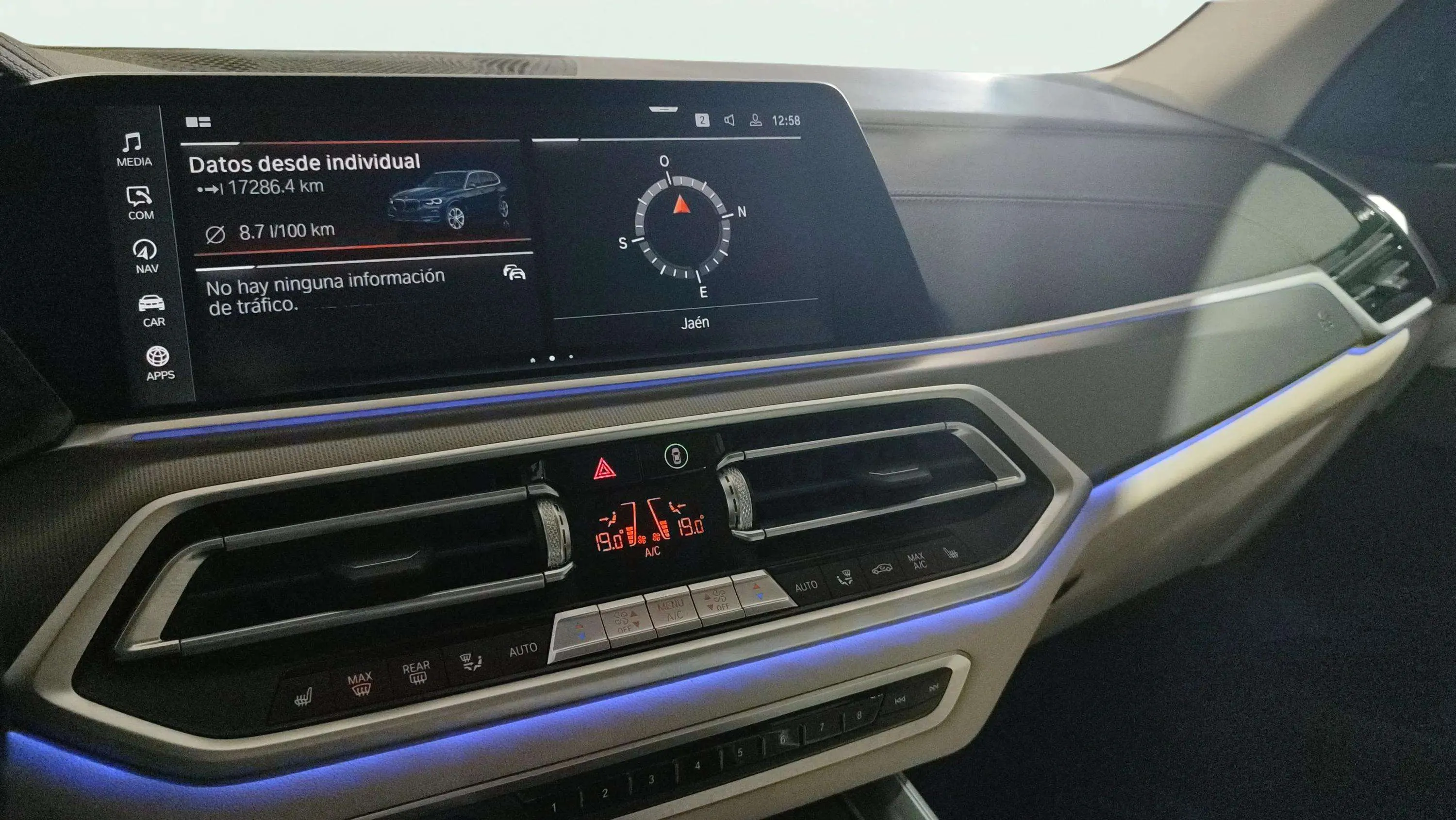 BMW X5 xDrive30d - foto 6