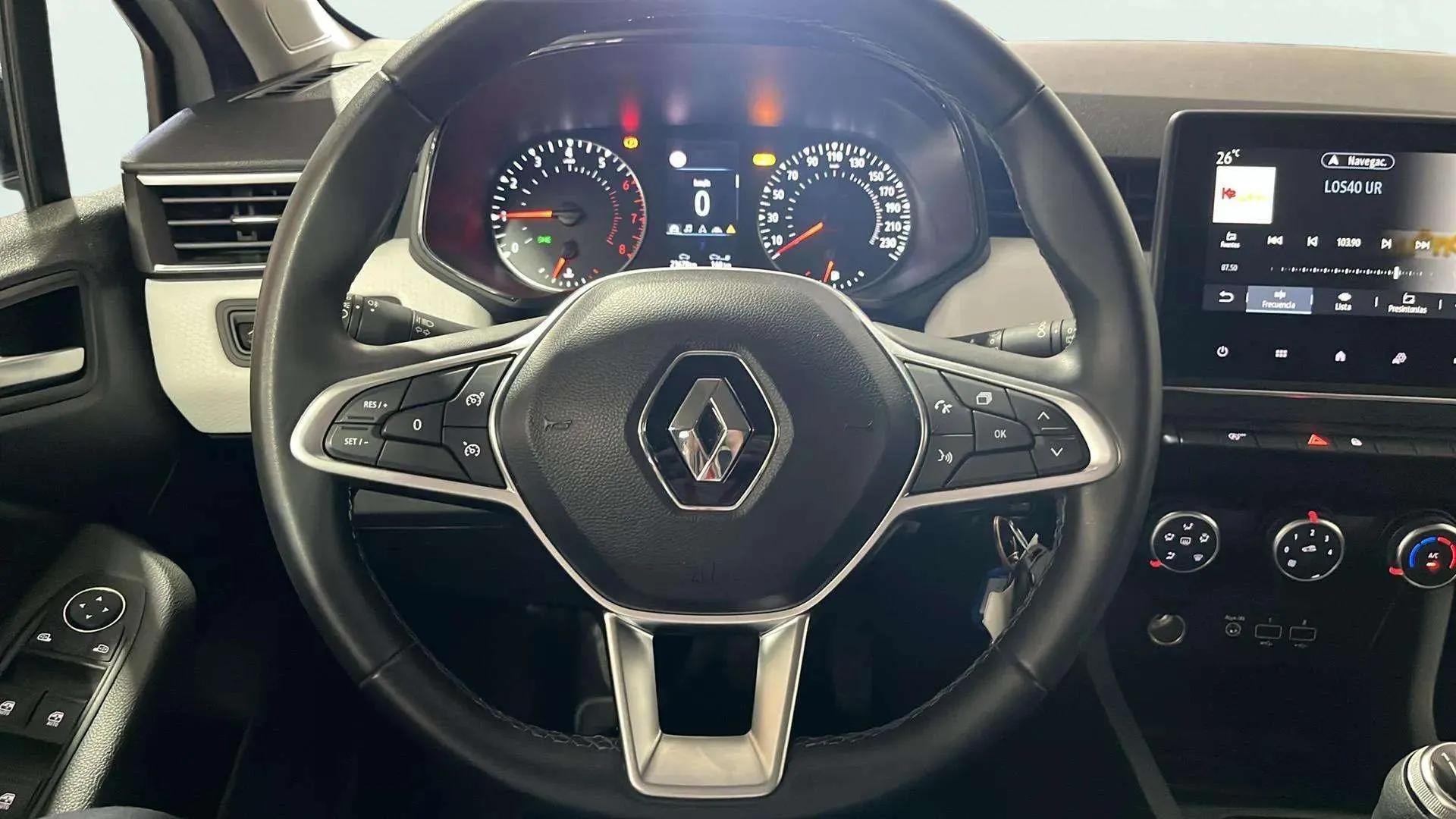 Renault Clio Authentic SCe - foto 10