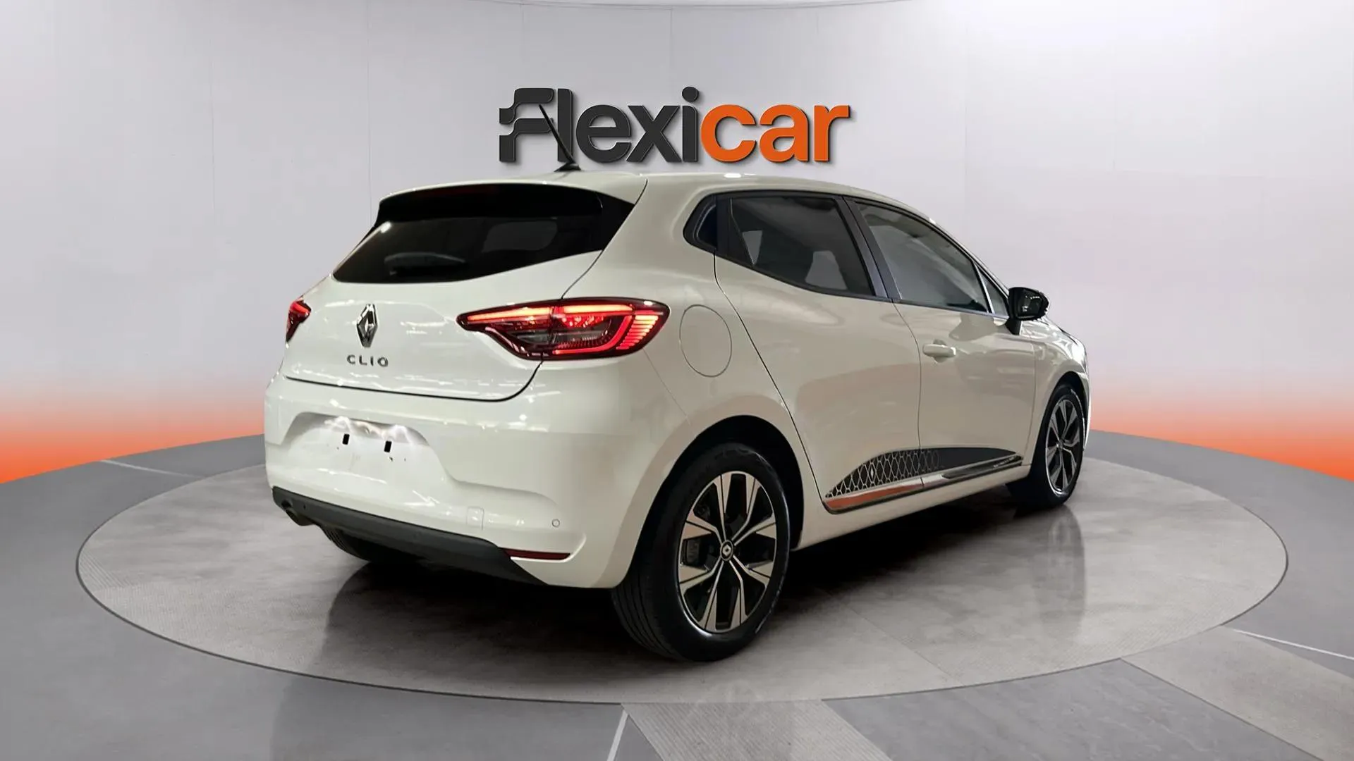 Renault Clio Authentic SCe - foto 7