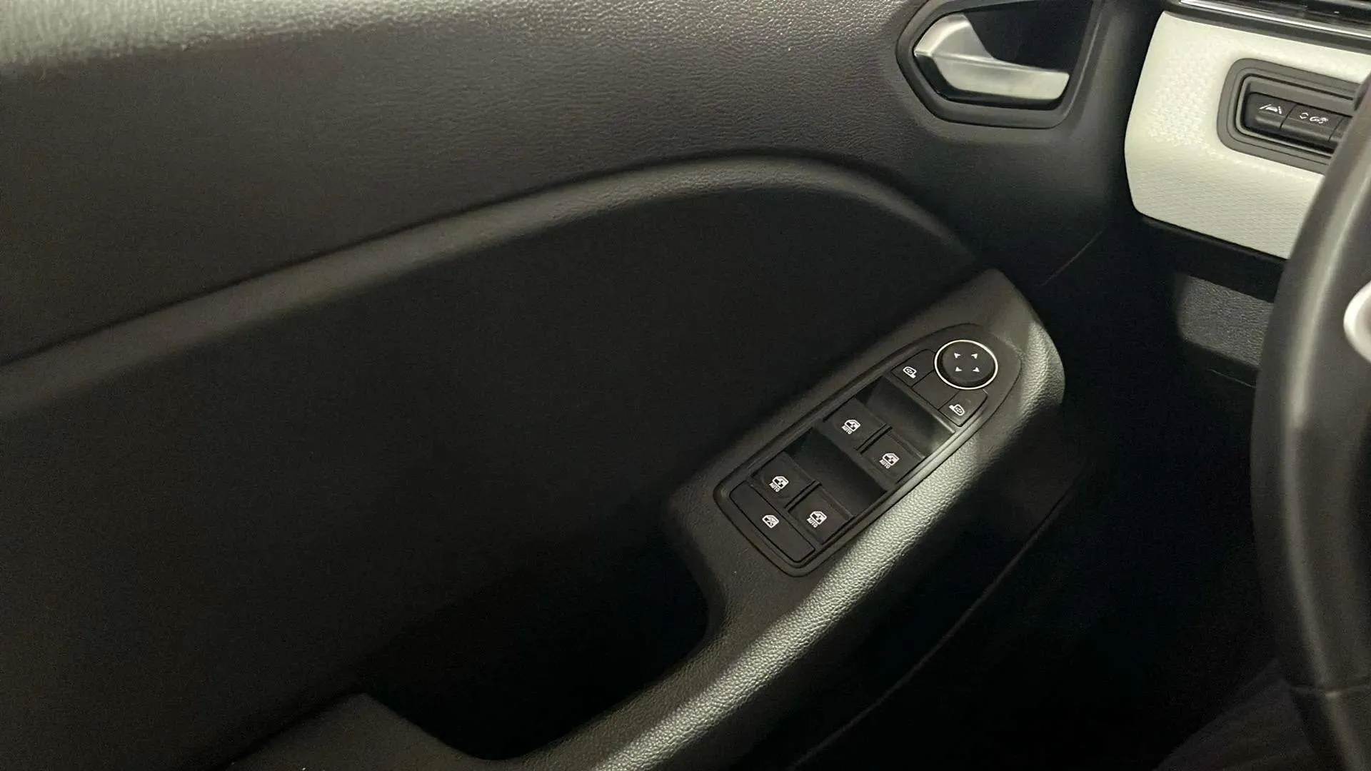 Renault Clio Authentic SCe - foto 16