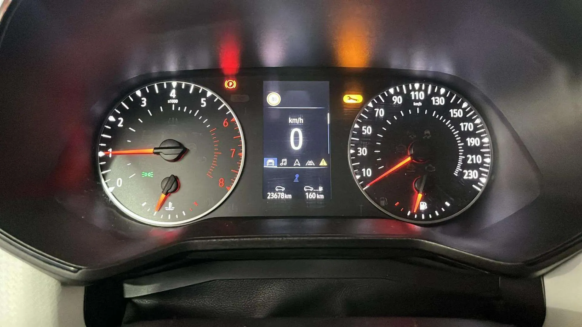 Renault Clio Authentic SCe - foto 9
