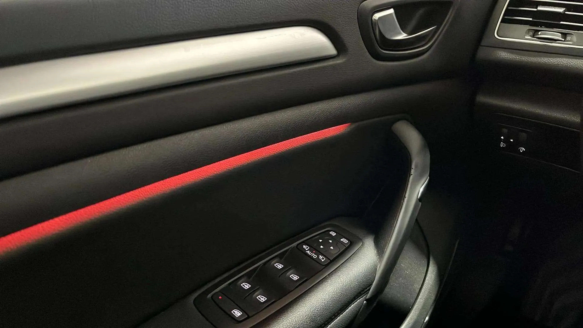 Renault Mégane Techno TCe EDC GPF - foto 17