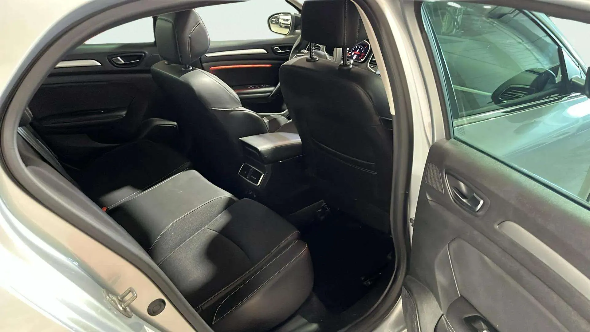 Renault Mégane Techno TCe EDC GPF - foto 15