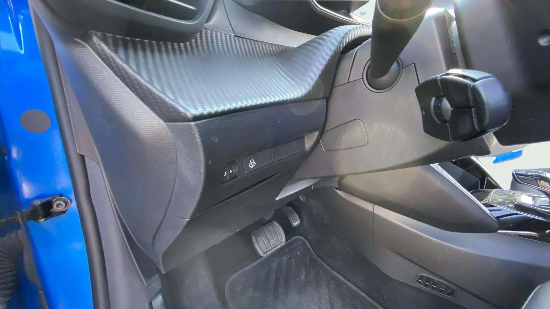 Peugeot 208 Eléctrico Allure Pack - foto 16