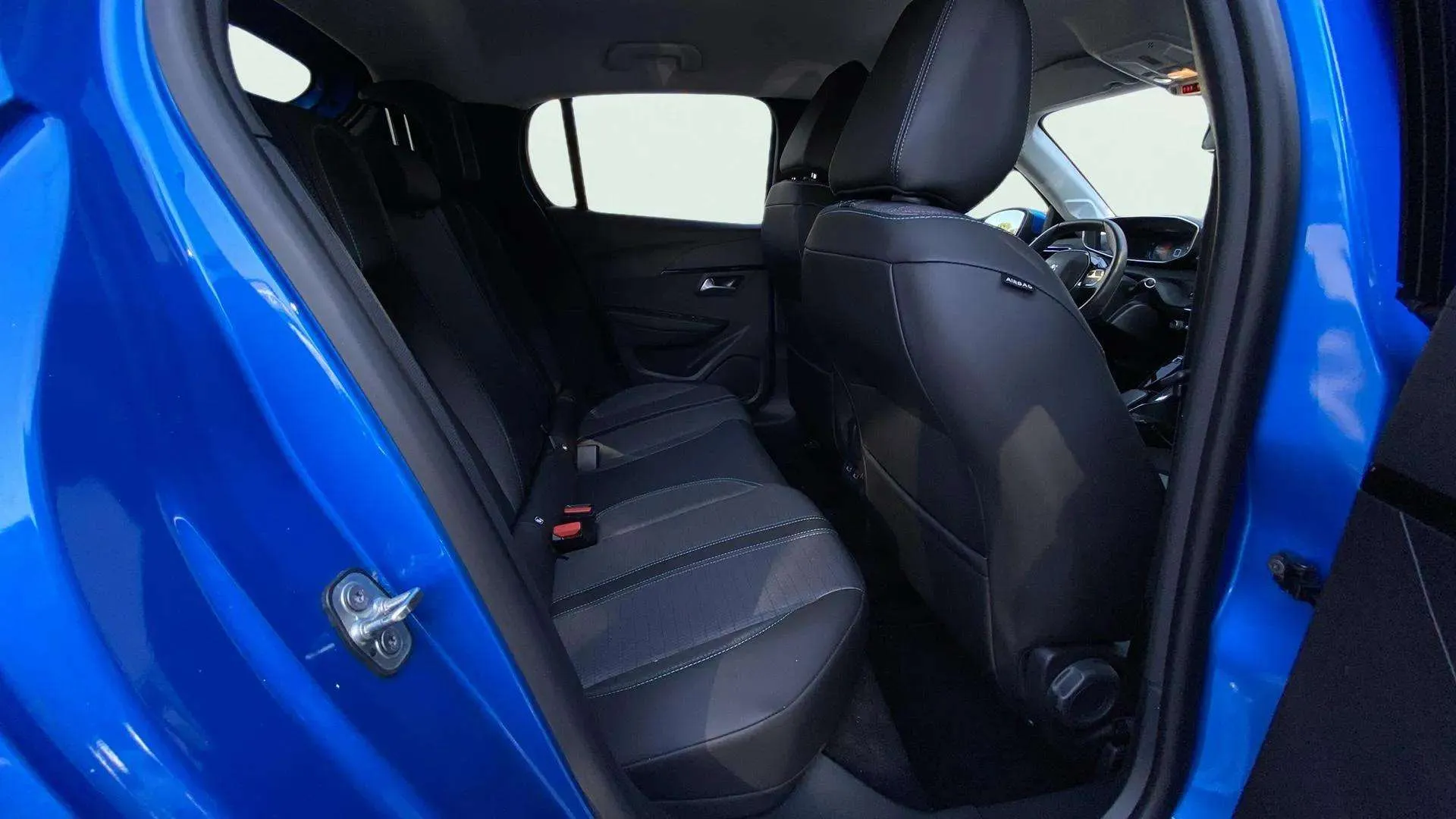 Peugeot 208 Eléctrico Allure Pack - foto 12