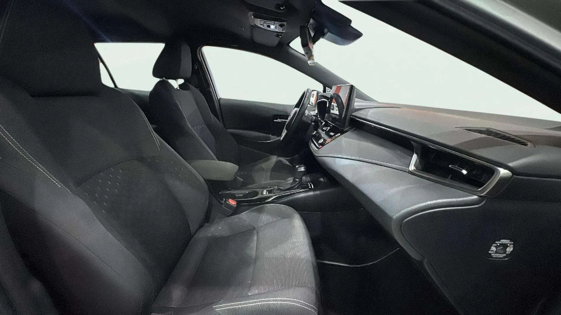 Toyota Corolla 140H Active Plus Touring Sport - foto 10