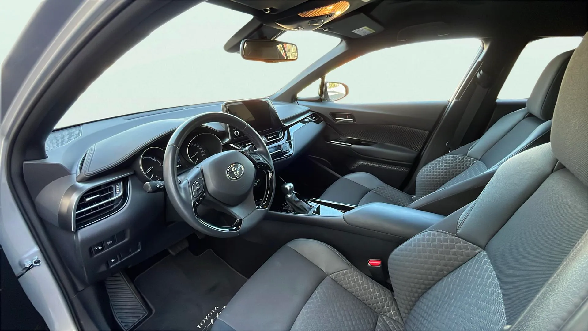 Toyota C-HR 1.8 125H Advance - foto 8