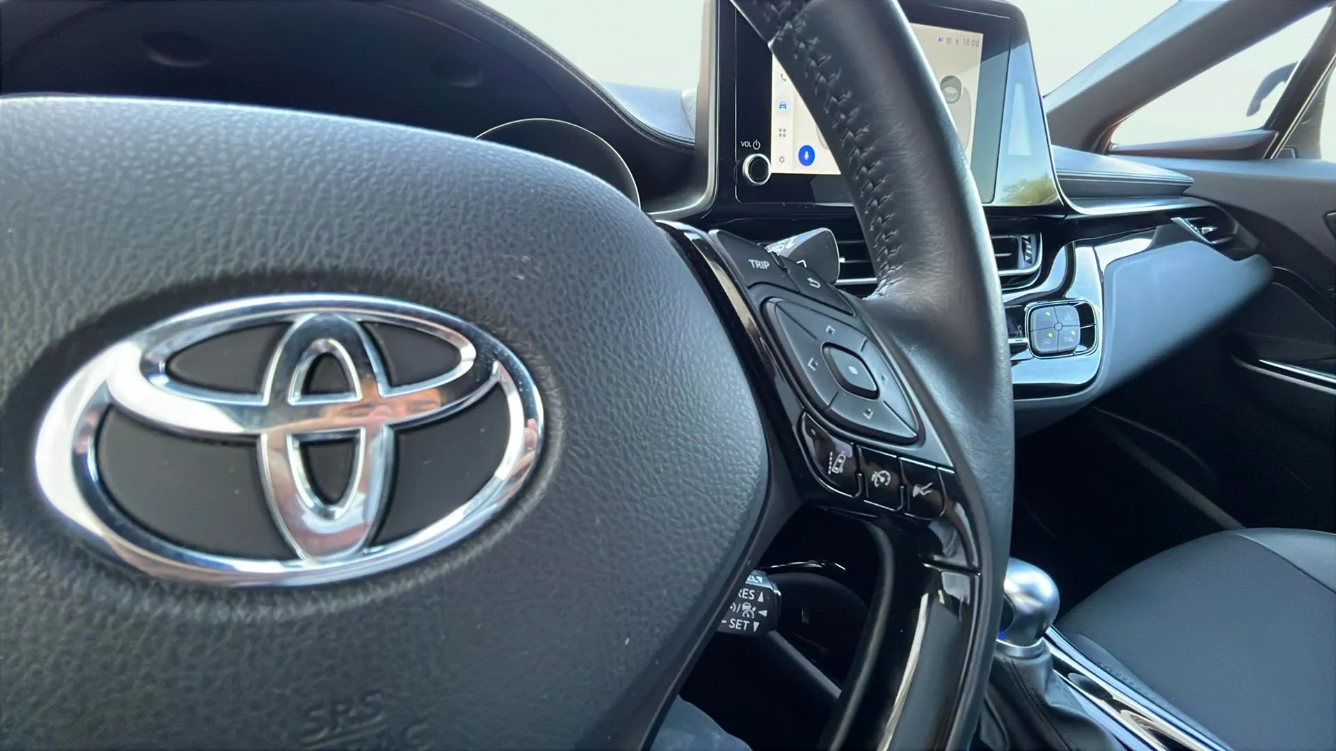 Toyota C-HR 1.8 125H Advance - foto 22