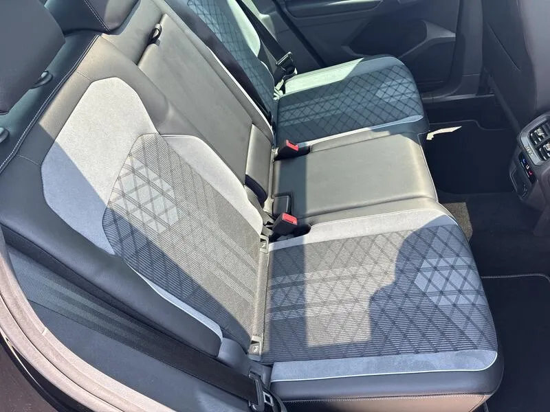 Volkswagen Tiguan 2.0 TDI R-Line - foto 26