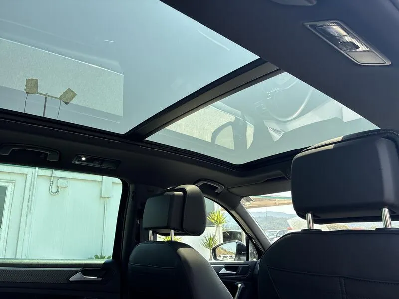 Volkswagen Tiguan 2.0 TDI R-Line - foto 27