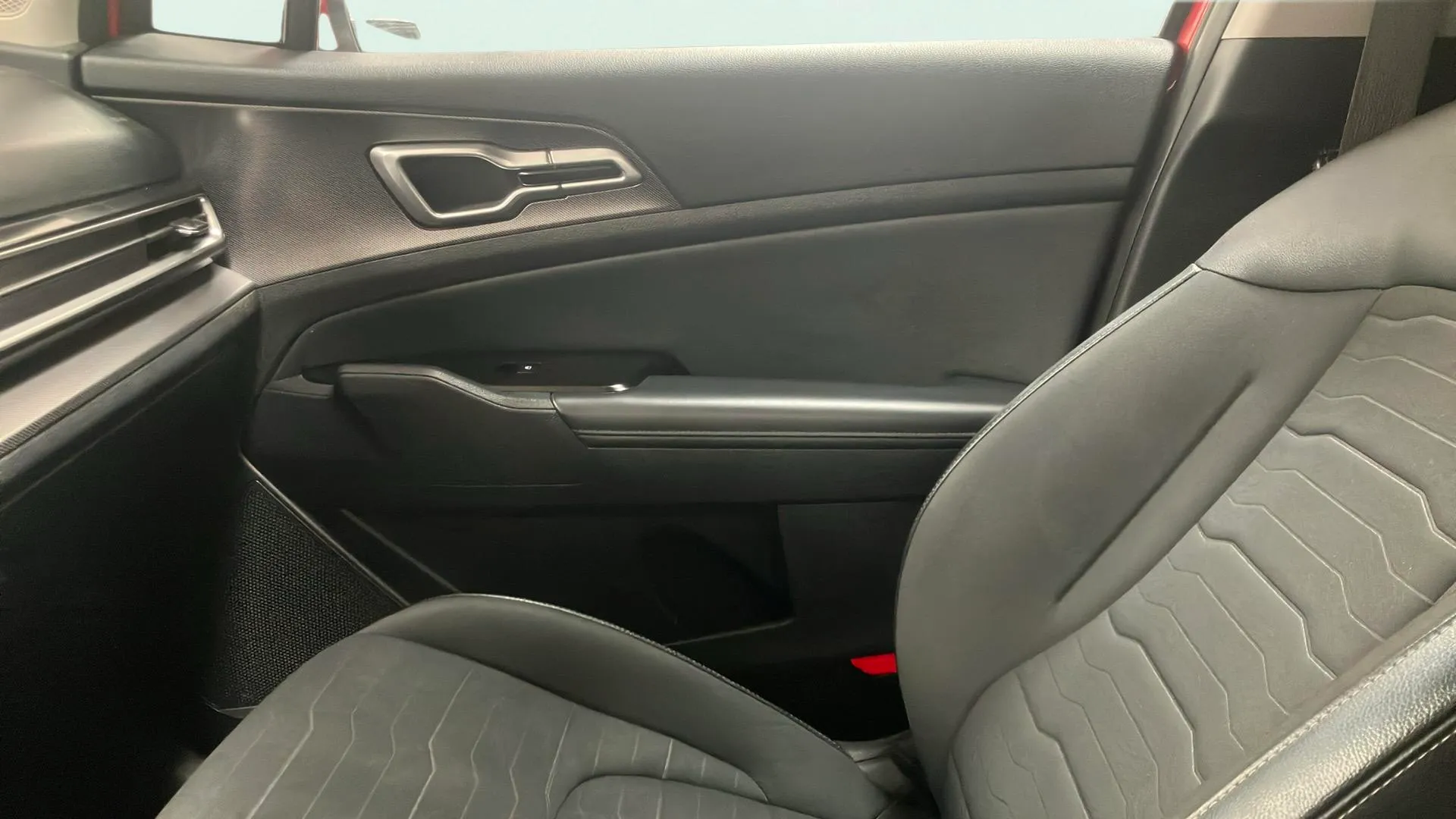 Kia Sportage 1.6 CRDi MHEV Business 4x2 DCT - foto 19