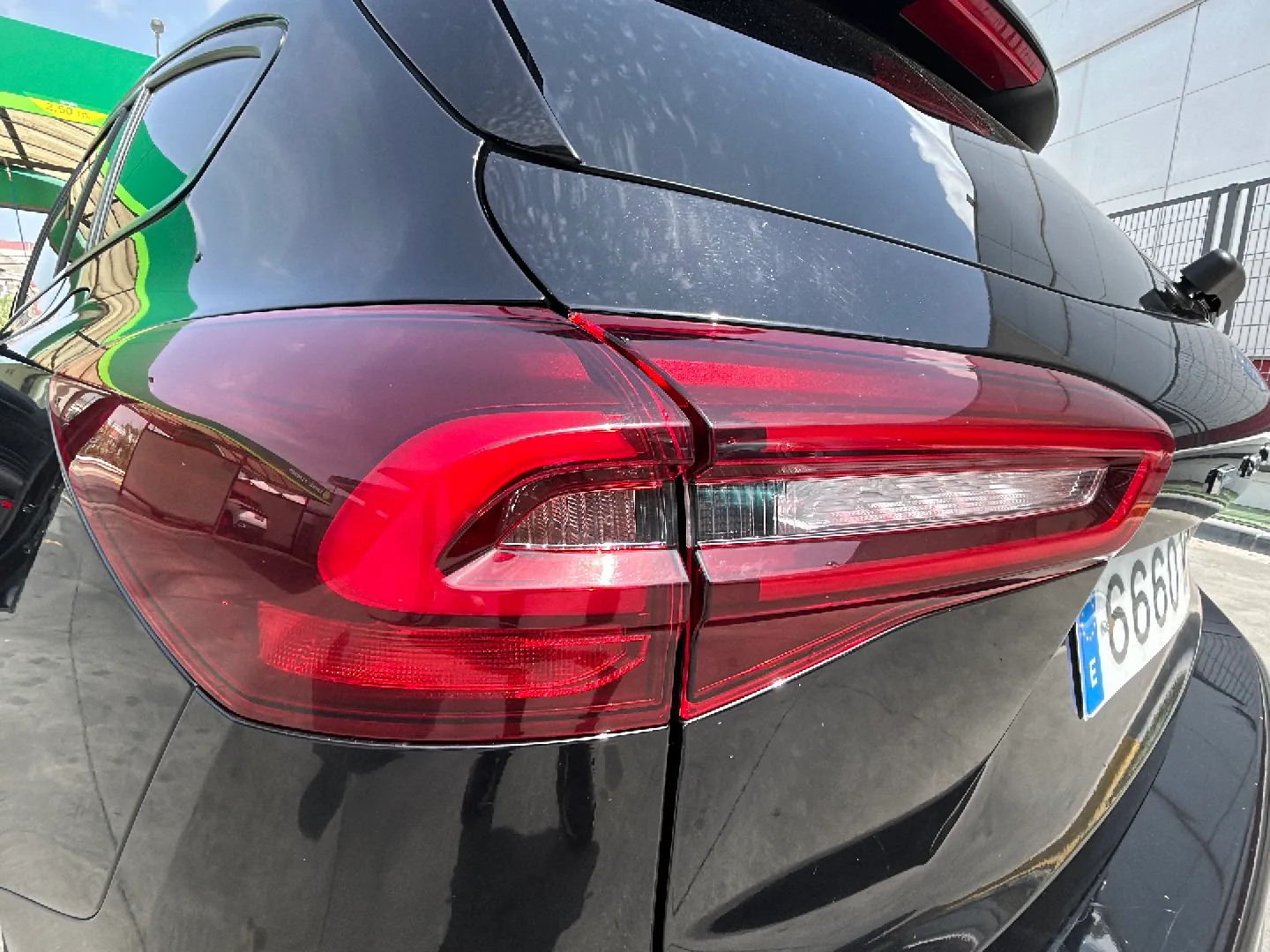 Ford Focus 1.0 EcoBoost MHEV ST-Line X SB - foto 30