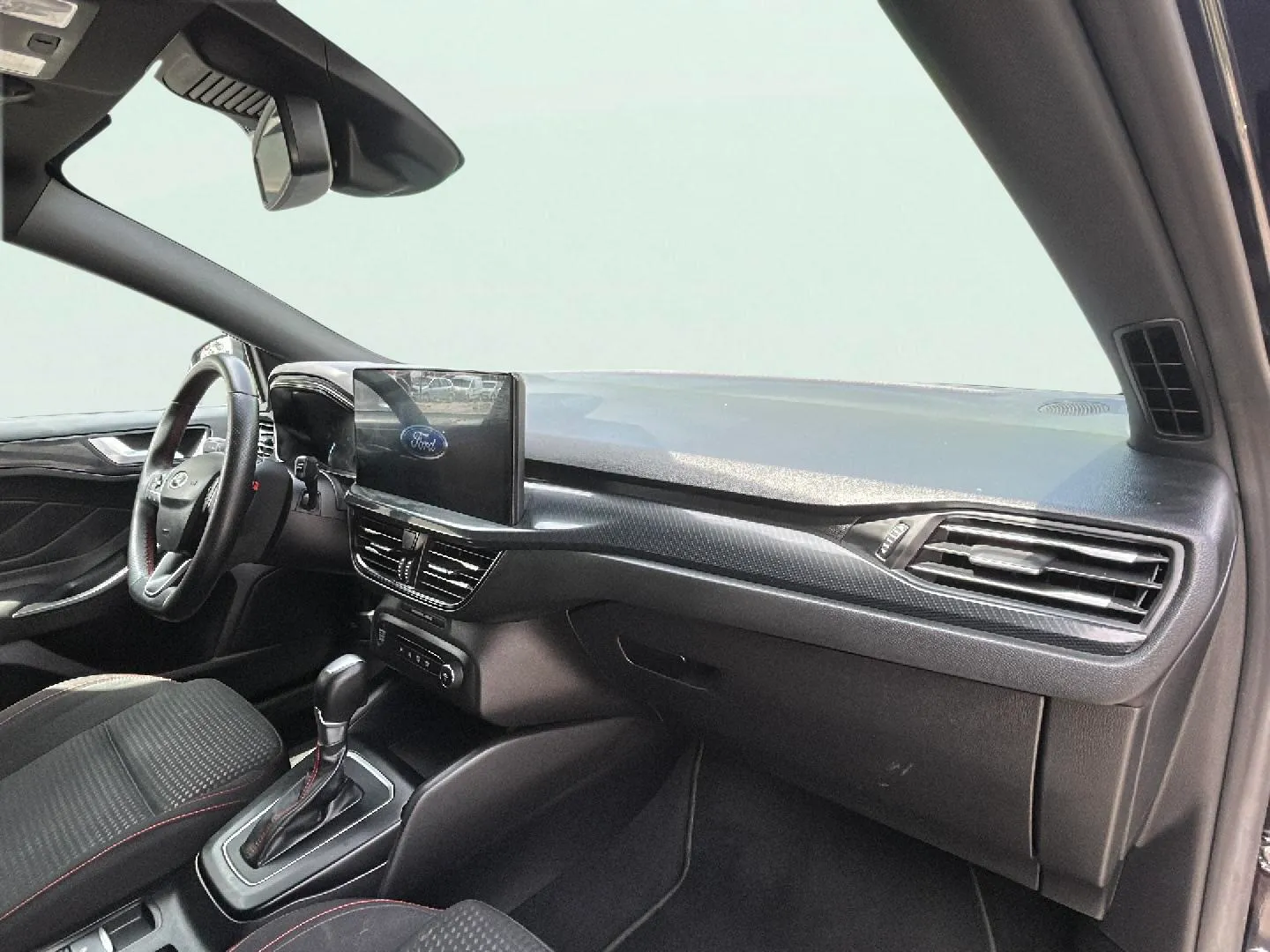 Ford Focus 1.0 EcoBoost MHEV ST-Line X SB - foto 18