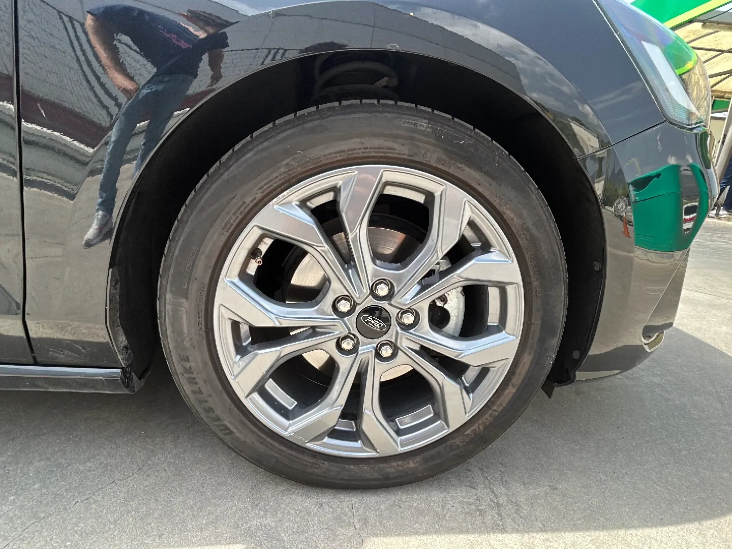 Ford Focus 1.0 EcoBoost MHEV ST-Line X SB - foto 17